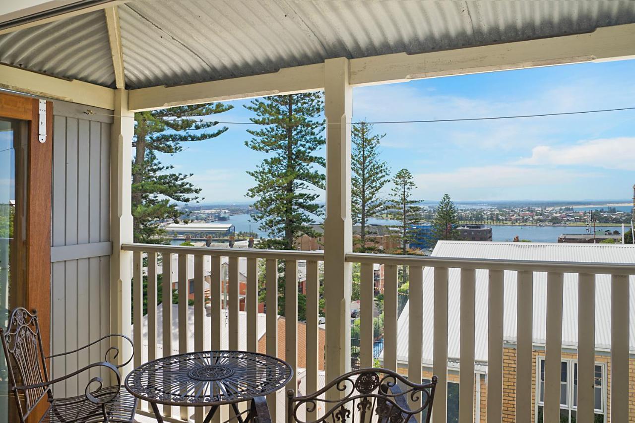 Newcastle Short Stay Accommodation - Vista Apartment Buitenkant foto